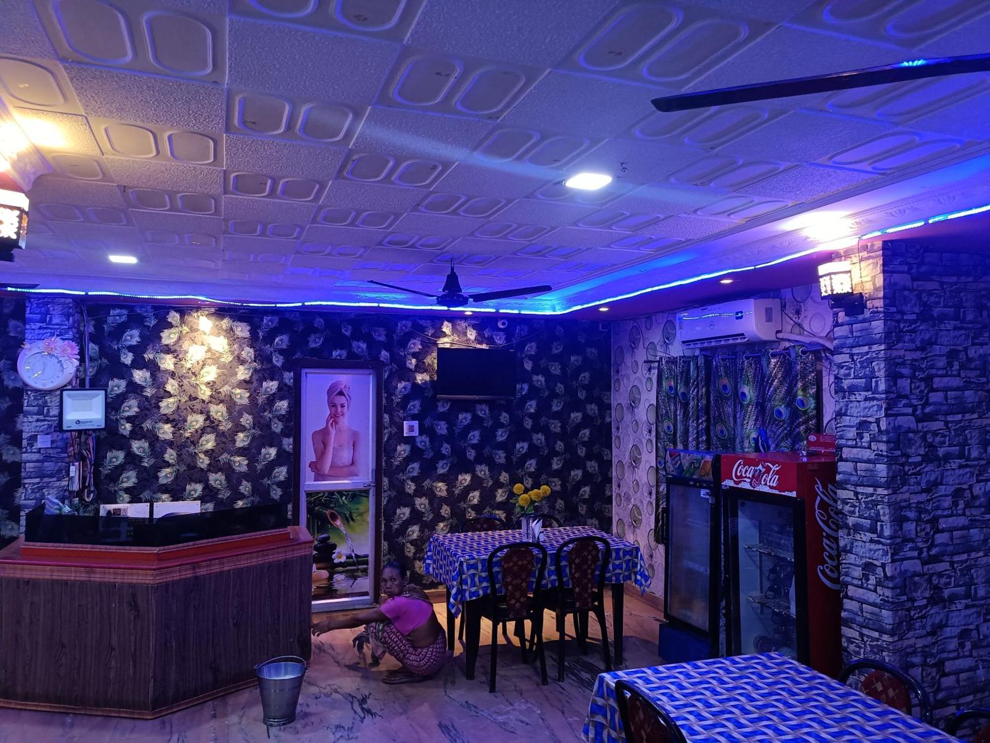Hotel Sudakshina By Roh Silchar 外观 照片