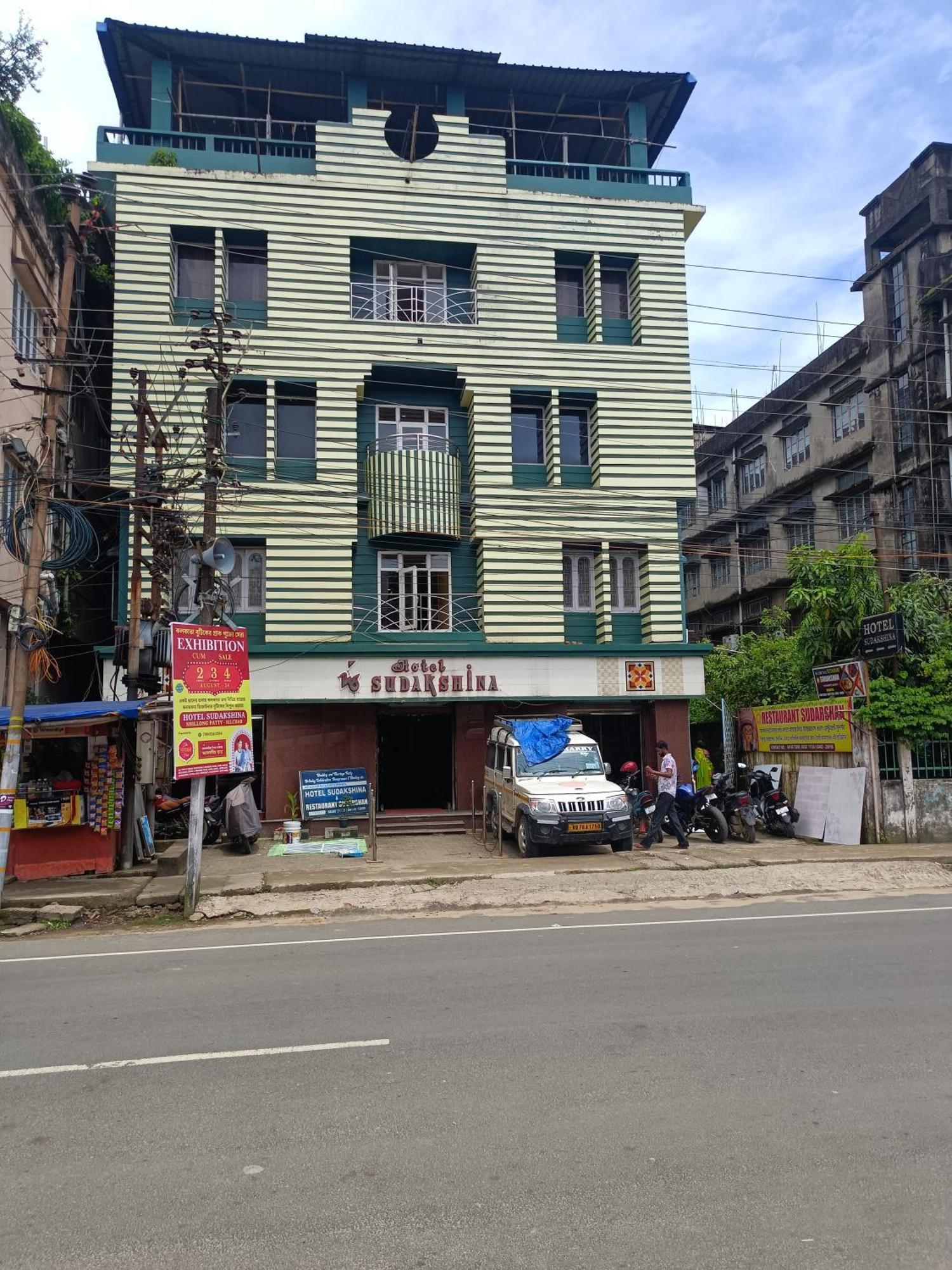 Hotel Sudakshina By Roh Silchar 外观 照片