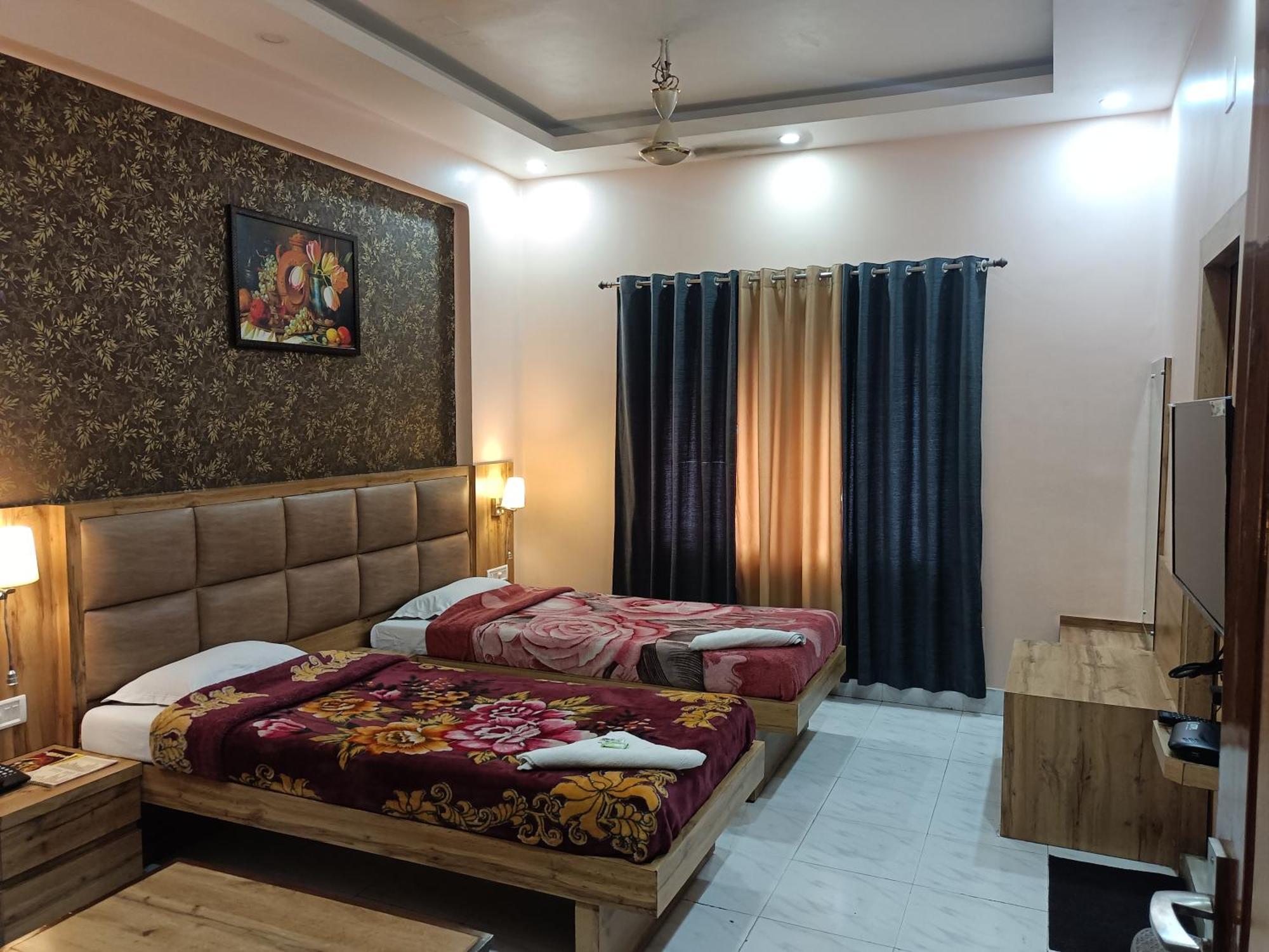 Hotel Sudakshina By Roh Silchar 外观 照片