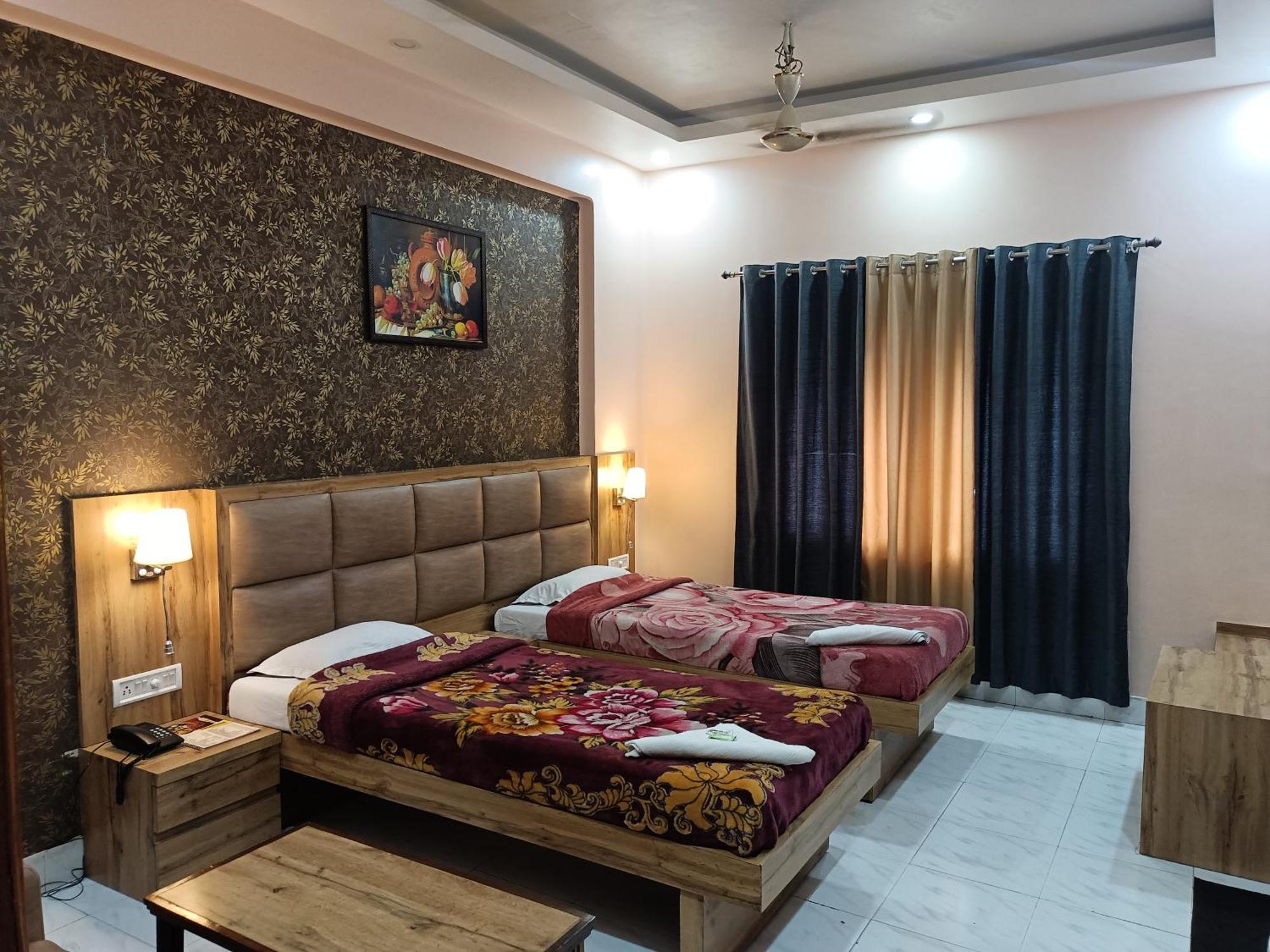 Hotel Sudakshina By Roh Silchar 外观 照片